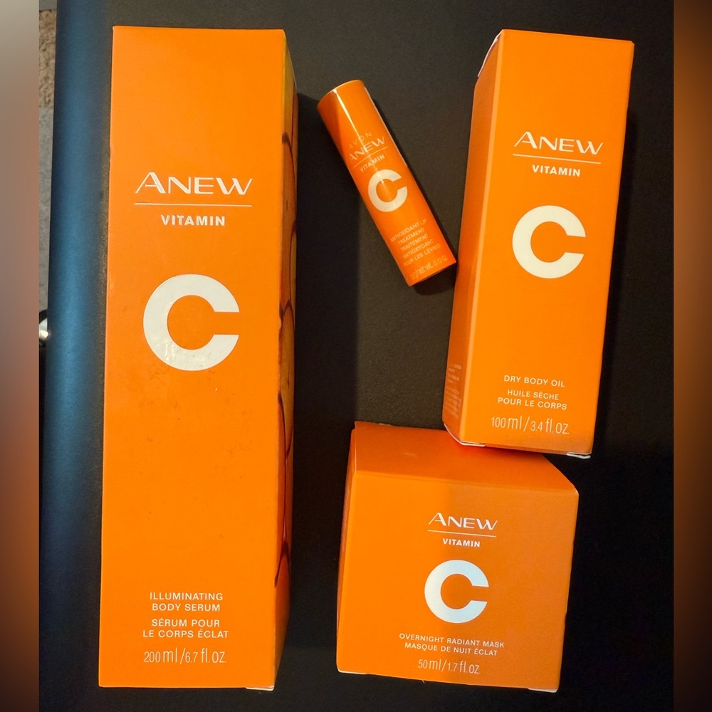 Avon Anew Vitamin C Skincare Collection - Orange and White